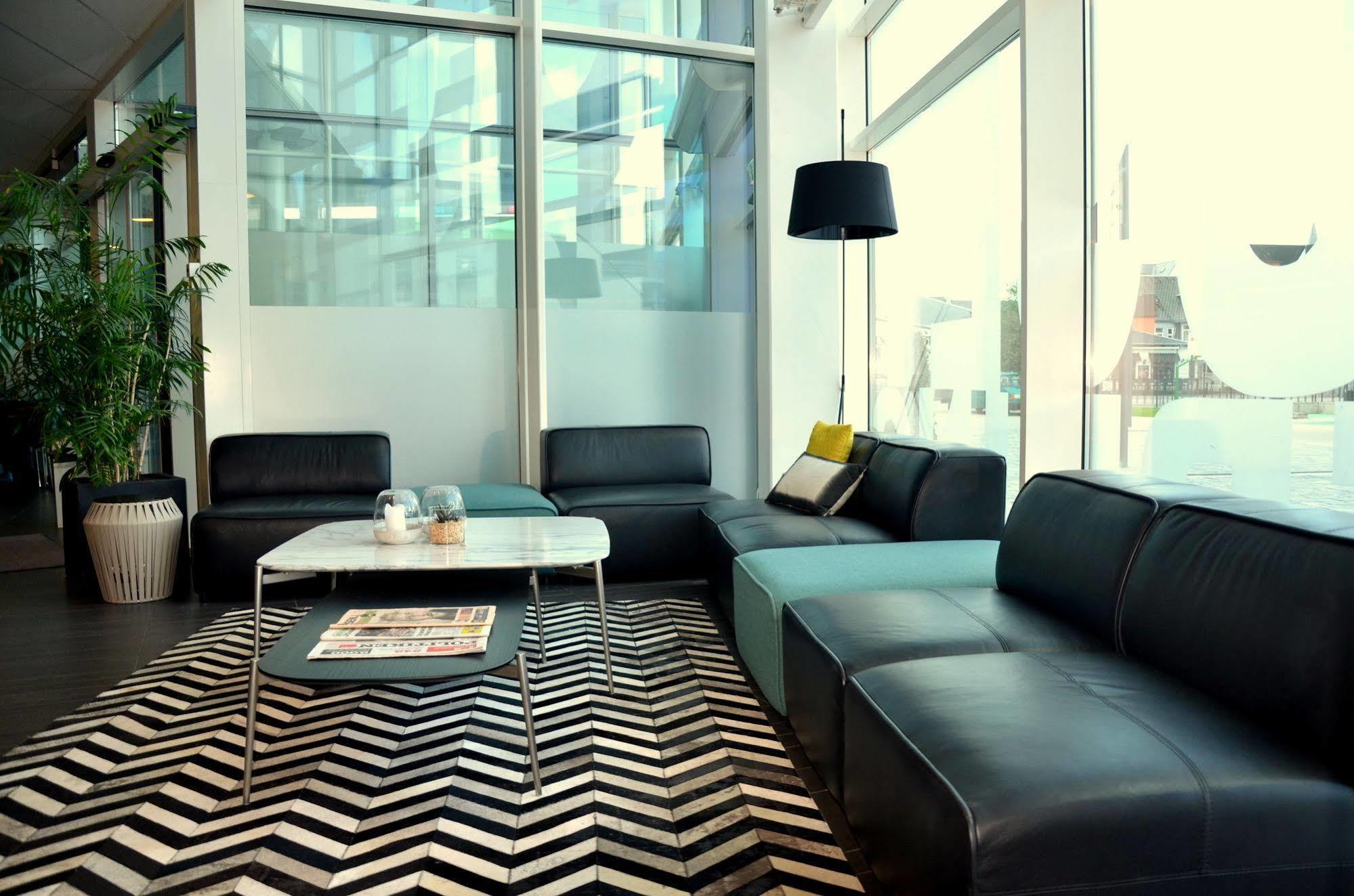 Hotel Dgi-Huset Хернинг Екстериор снимка