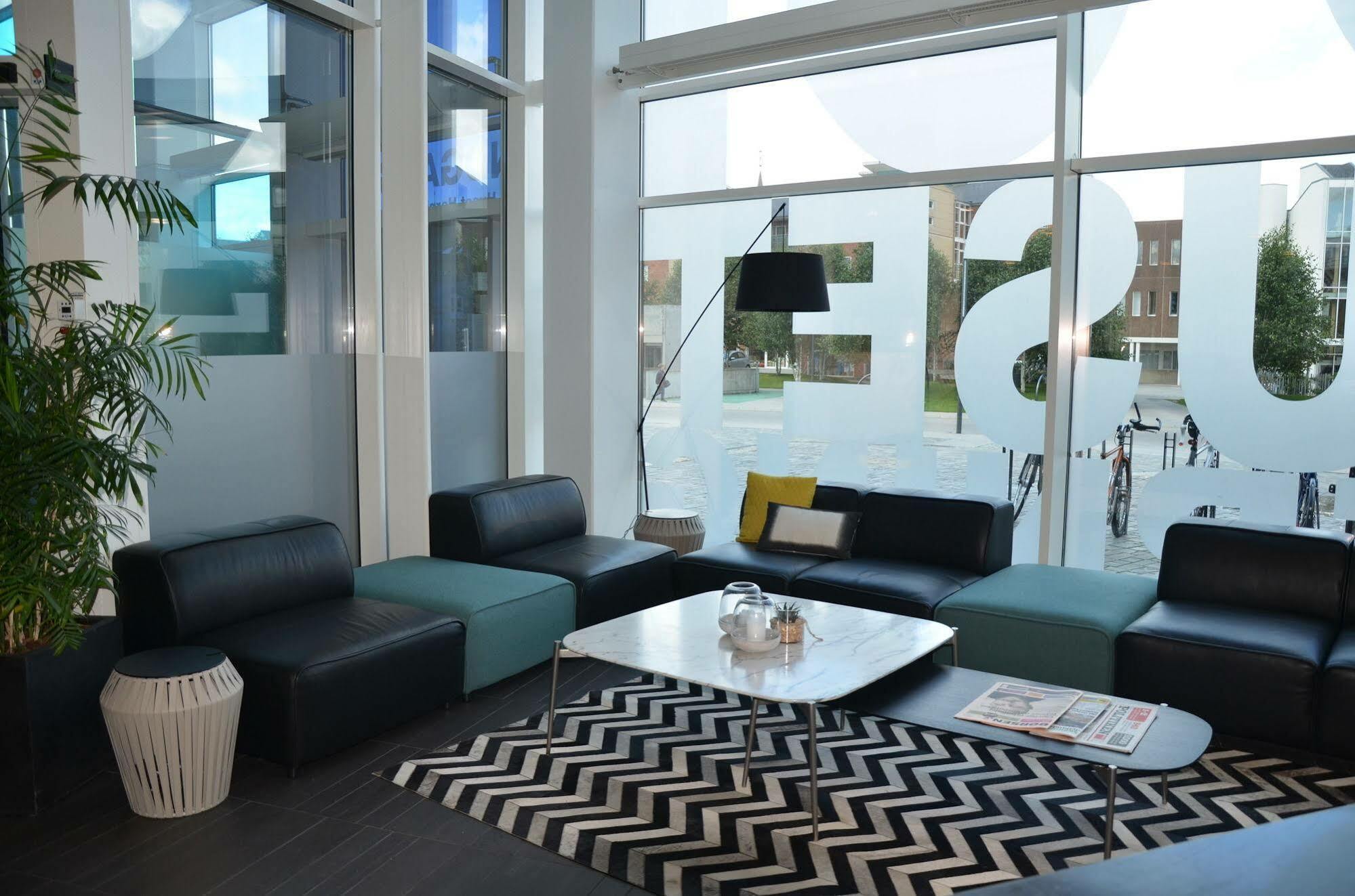 Hotel Dgi-Huset Хернинг Екстериор снимка